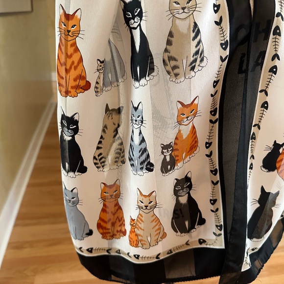 Long Scarf with Cats - Picture 9 of 15